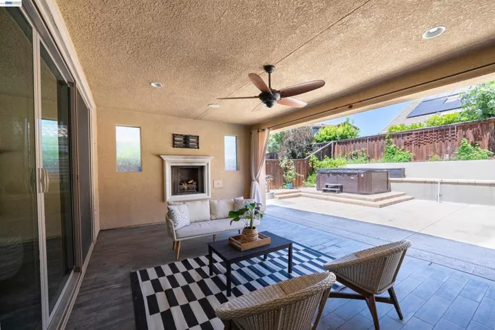 18628 Delta Ct, Lathrop, California 95330