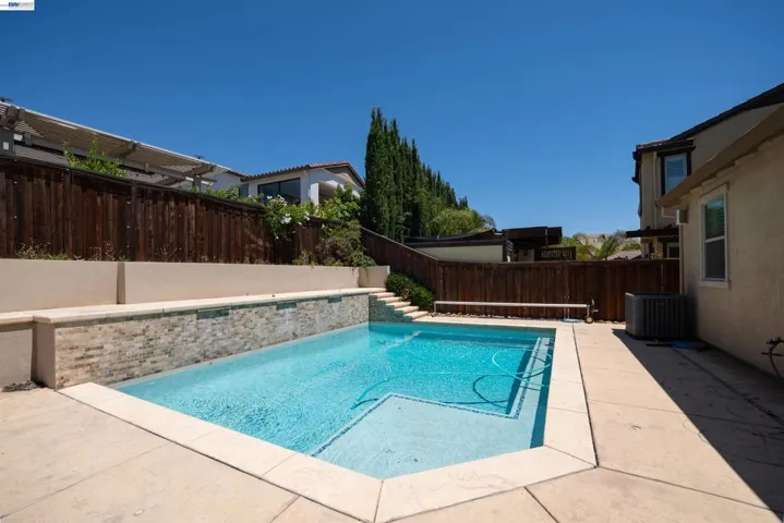 18628 Delta Ct, Lathrop, California 95330