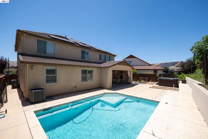 18628 Delta Ct, Lathrop, California 95330