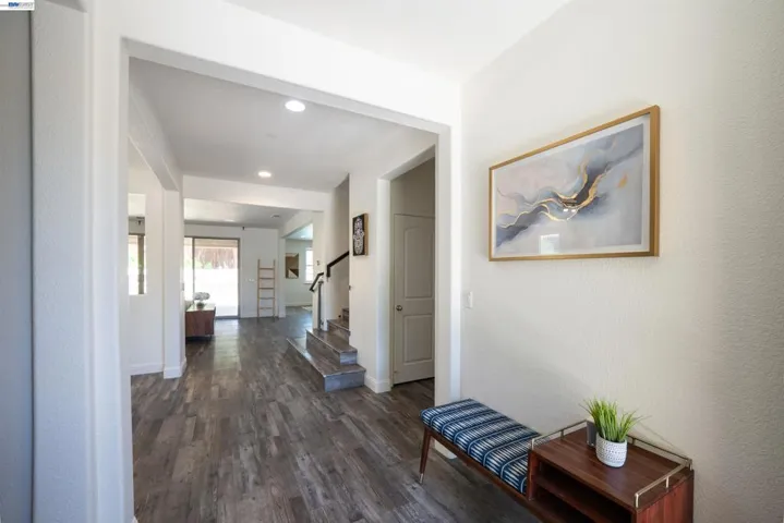 18628 Delta Ct, Lathrop, California 95330
