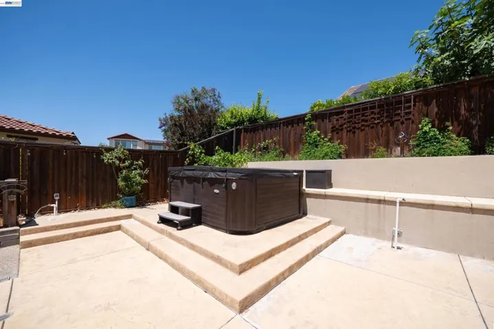 18628 Delta Ct, Lathrop, California 95330