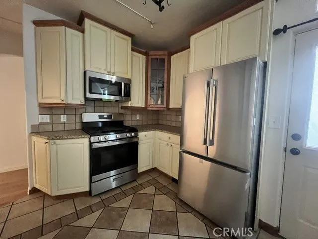 Kitchen appliances