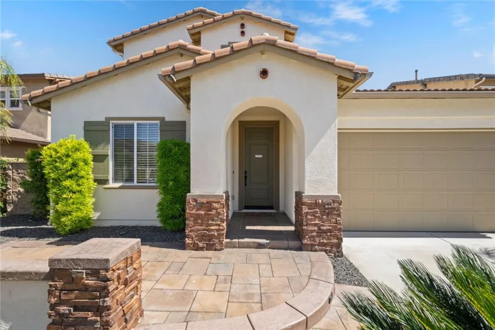 34421 Champoux Court, Temecula, California 92592