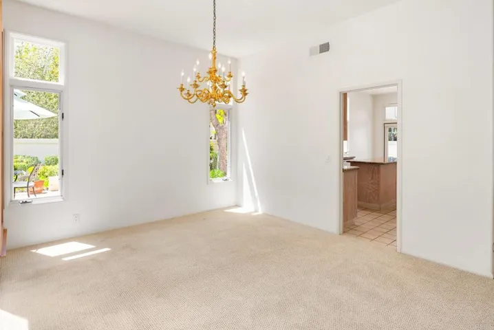9618 Claiborne Square, La Jolla, California 92037