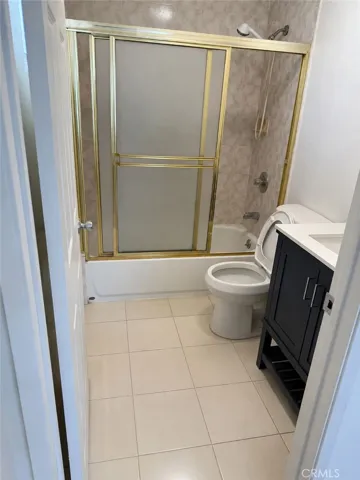 Primary Suite Bathroom