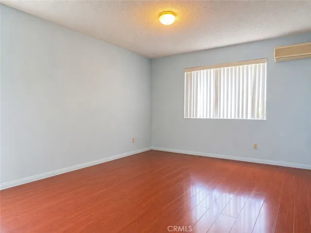 Secondary Suite