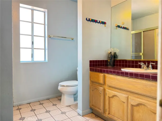 Secondary Suite Bathroom - Original