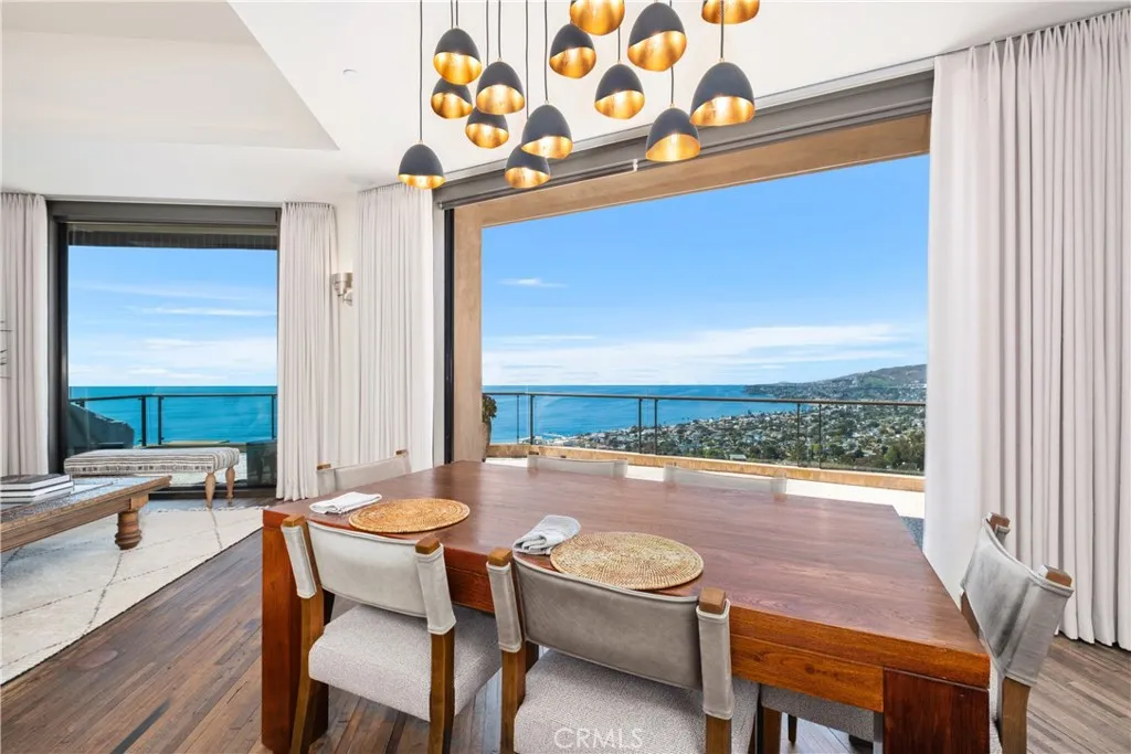2378 Crestview Drive, Laguna Beach, California 92651 — photo 4