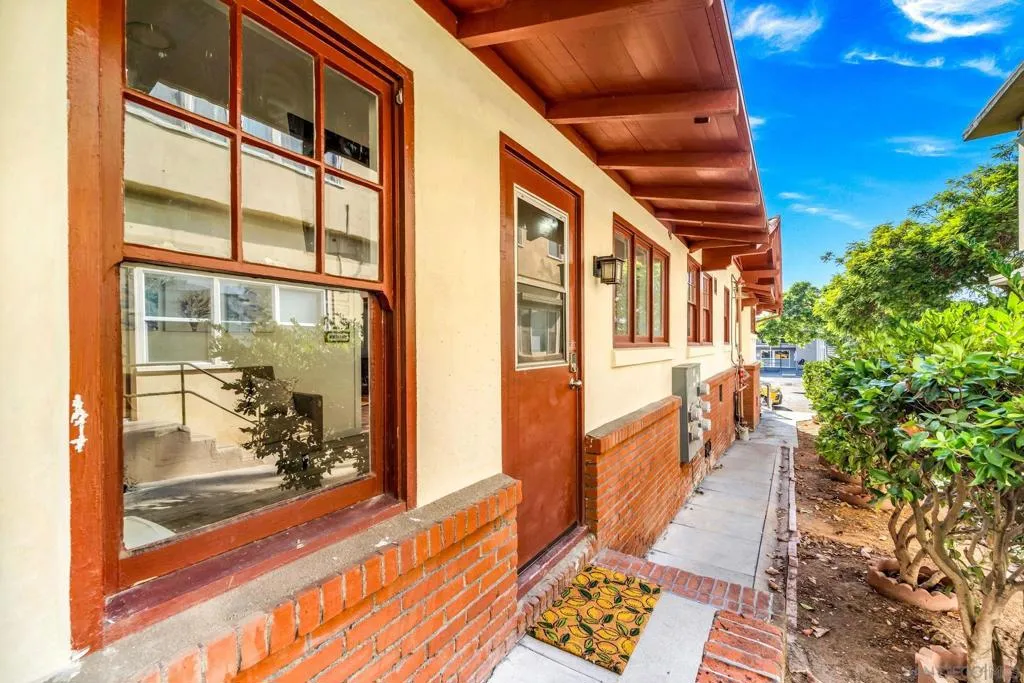 110 Maple, San Diego, California 92103 — photo 5
