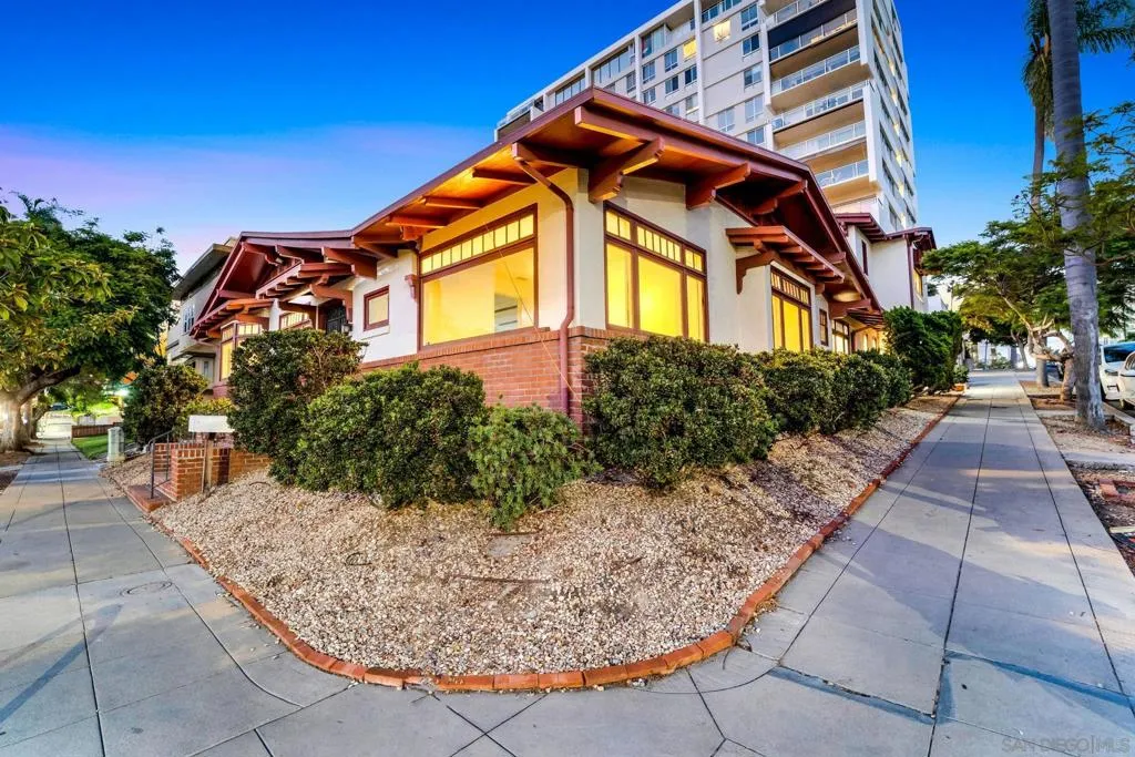 110 Maple