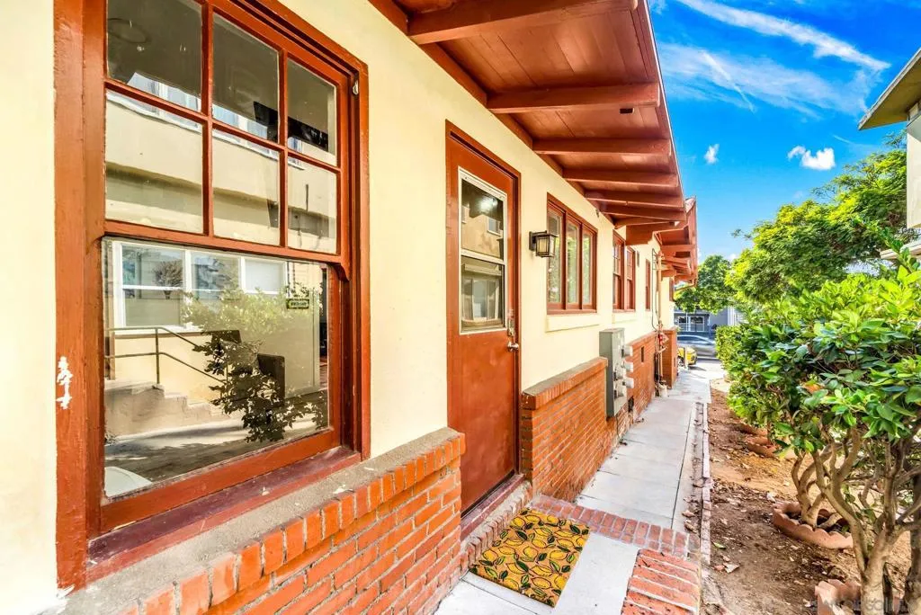 110 Maple, San Diego, California 92103 — photo 4