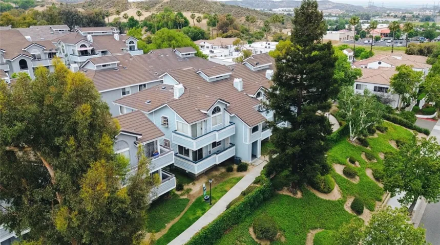 26873 Claudette St. 112, Canyon Country, California 91351