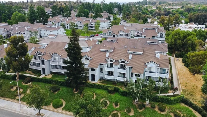 26873 Claudette St. 112, Canyon Country, California 91351