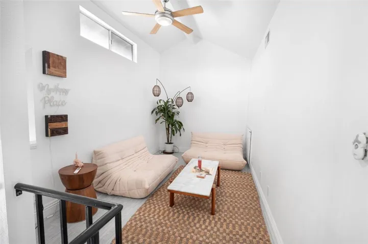 26873 Claudette St. 112, Canyon Country, California 91351