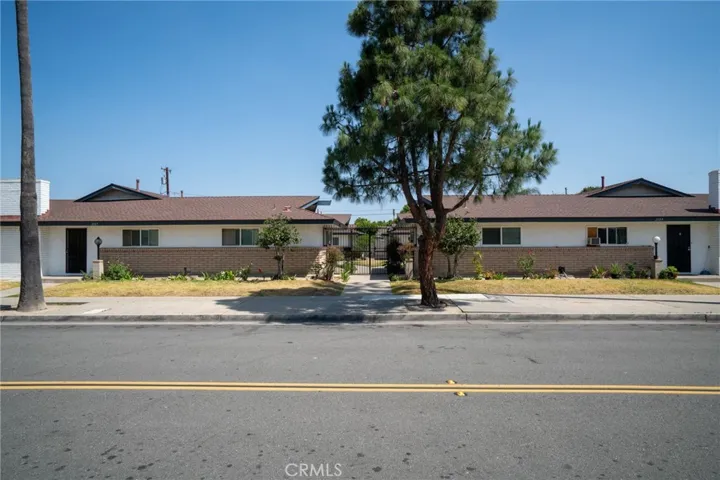 2127-2133 E Almont Avenue, Anaheim, California 92806