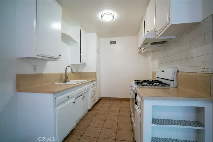 2127-2133 E Almont Avenue, Anaheim, California 92806