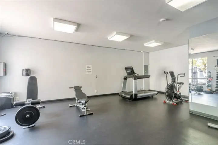 19350 Sherman Way 210, Reseda, California 91335