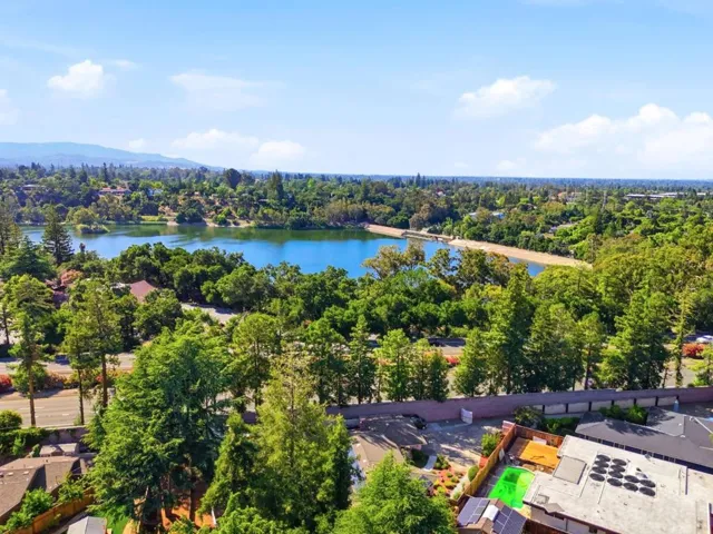 15515 Corinne Drive, Los Gatos, California 95032