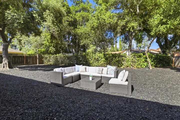 15515 Corinne Drive, Los Gatos, California 95032