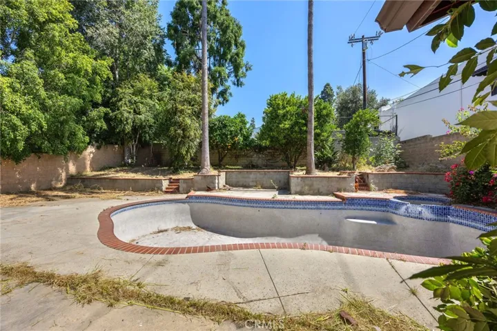 509 Alameda, Altadena, California 91001