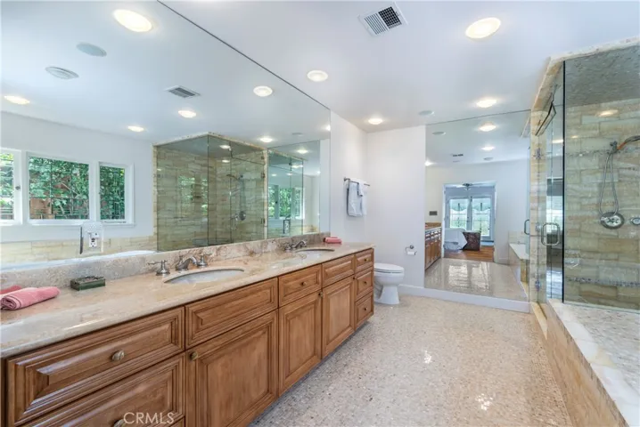 4981 Noeline Avenue, Encino, California 91436