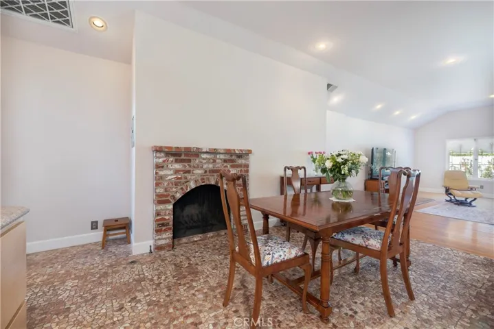 4981 Noeline Avenue, Encino, California 91436
