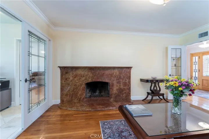 4981 Noeline Avenue, Encino, California 91436