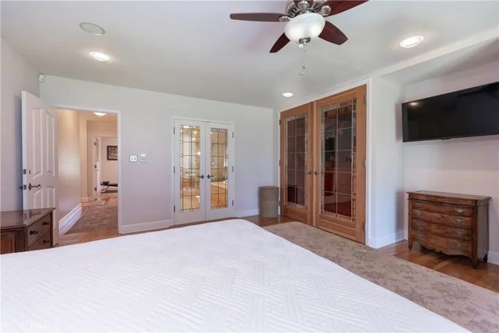 4981 Noeline Avenue, Encino, California 91436