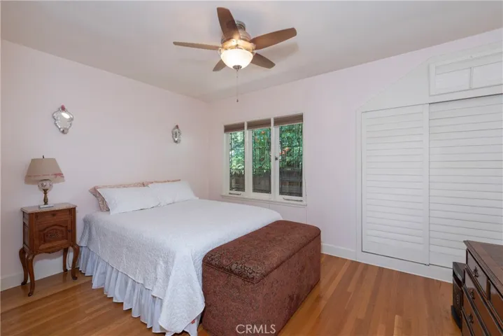 4981 Noeline Avenue, Encino, California 91436