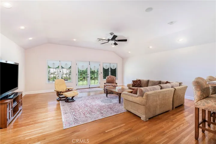 4981 Noeline Avenue, Encino, California 91436