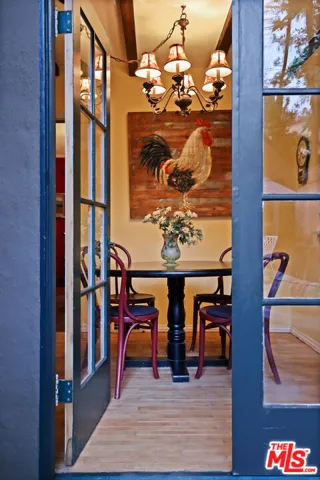 1242 N Isabel Street, Glendale, California 91207
