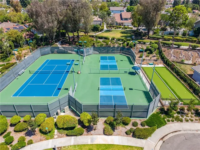 Great community amenities