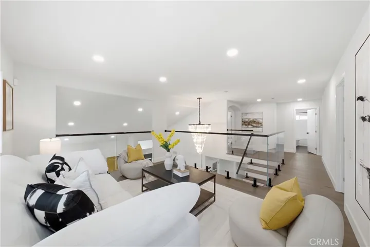 Second floor loft/library/bedroom conversion opportunity