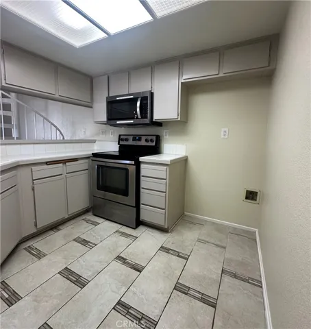 New paint / new microwave