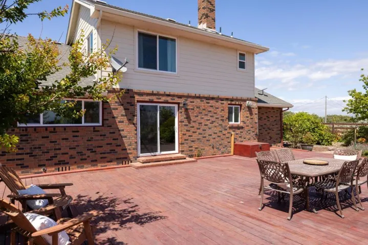 268 Espinosa Road, Salinas, California 93907