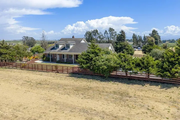 268 Espinosa Road, Salinas, California 93907