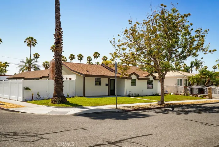 961 S Claudina, Anaheim, California 92805