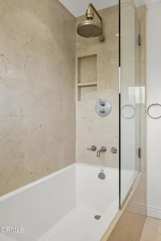 Rainfall showerhead