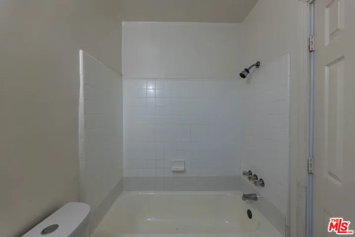 6126 Eleanor Avenue 1, Los Angeles, California 90038
