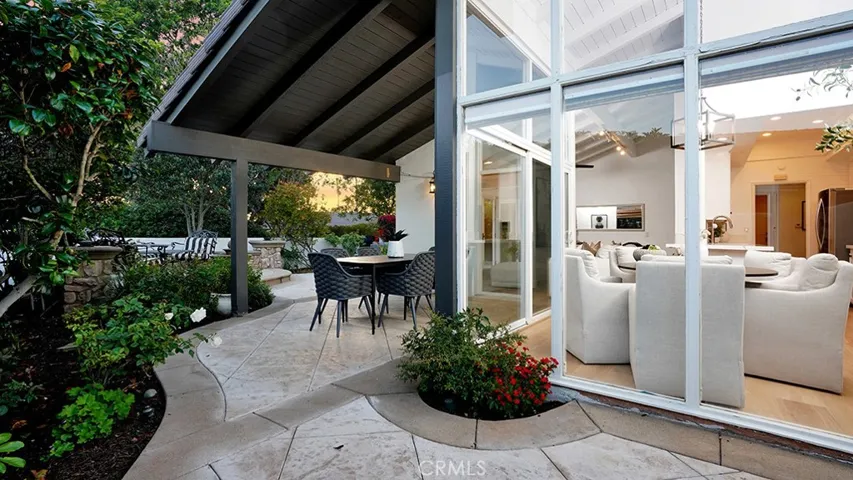 2211 Fortuna, Newport Beach, California 92660