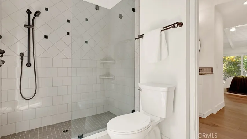 2211 Fortuna, Newport Beach, California 92660