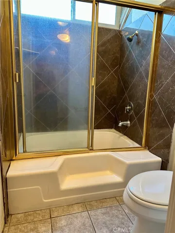 12476 Montecito Road 5, Seal Beach, California 90740