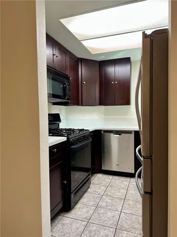 12476 Montecito Road 5, Seal Beach, California 90740