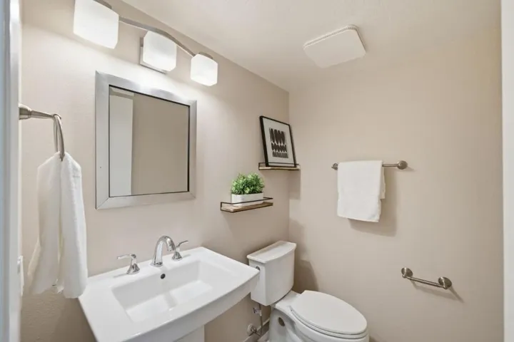 3121 Loma Verde Drive 26, San Jose, California 95117