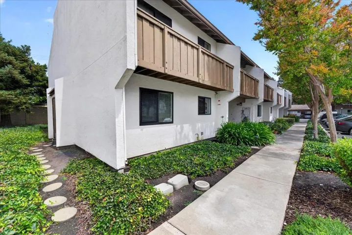 2201 Monroe Street 601, Santa Clara, California 95050