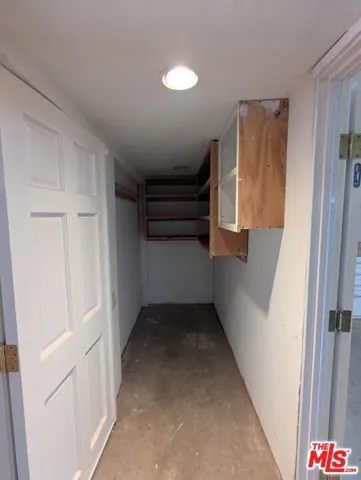6220 Oakdale Avenue, Woodland Hills, California 91367