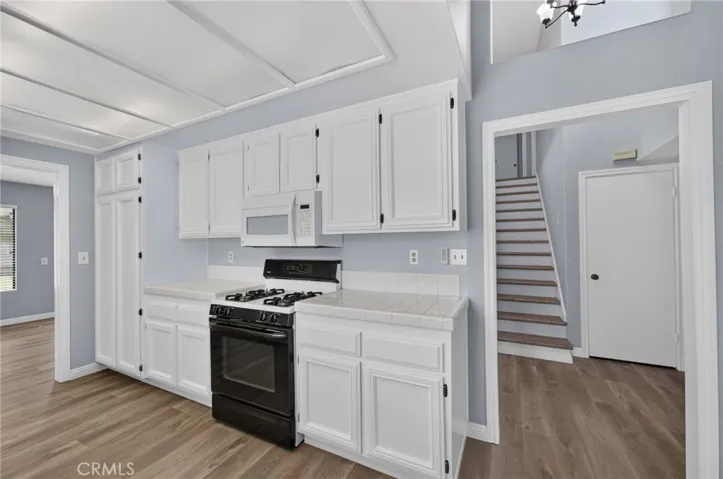 41339 Yuba, Temecula, California 92591