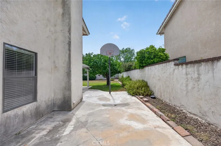 41339 Yuba, Temecula, California 92591