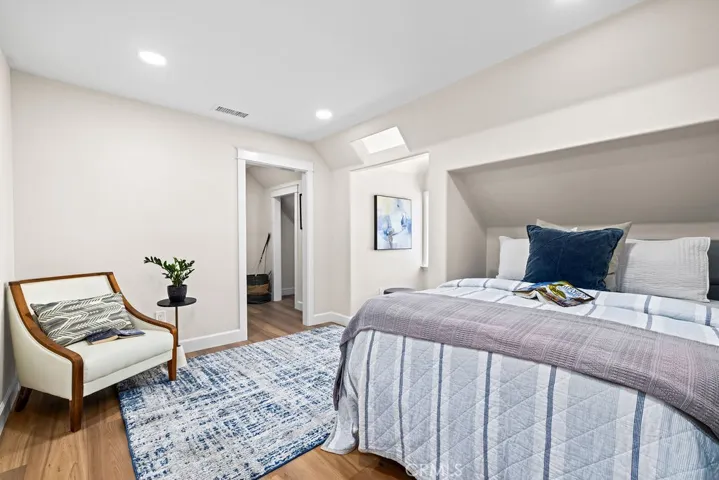 upstairs bedroom 1