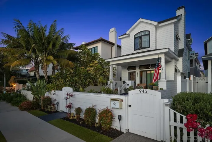 943 F Ave, Coronado, California 92118